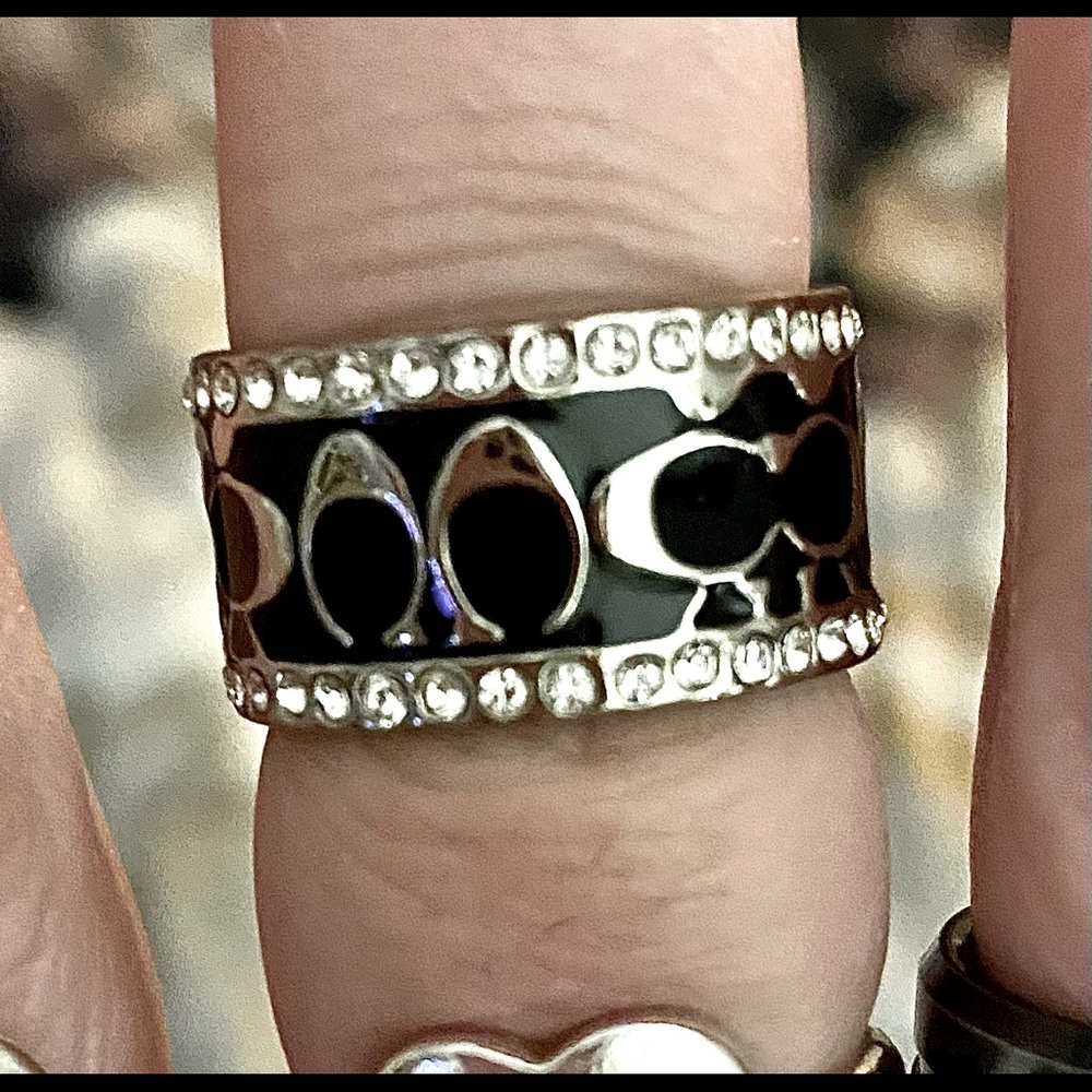 COACH Pavé Signature C Ring - black enamel inlay with rhinestones - size 8